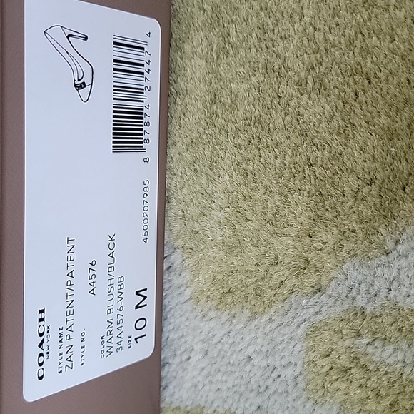 Coach Heels - Size 10 - Picture 4 of 4